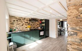 The Old Thatch